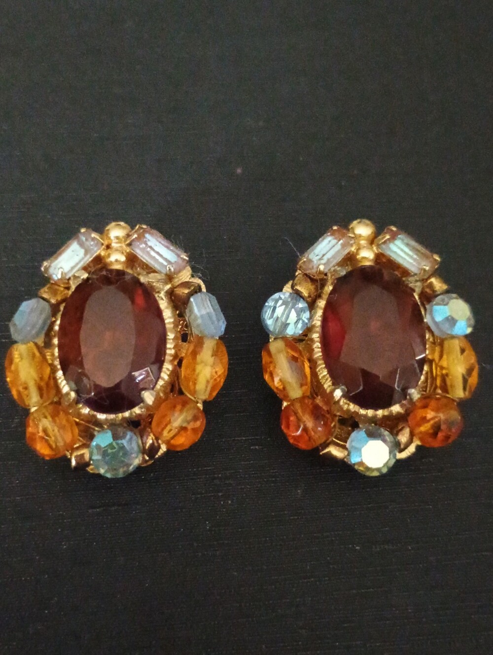 Vintage Gold-Tone Amber/Topaz Glass  Oval Crystal Clip Earrings